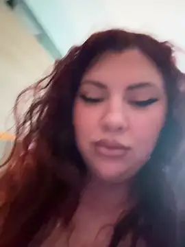 CurvyKimmy1