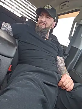 Beardedtattood webcam
