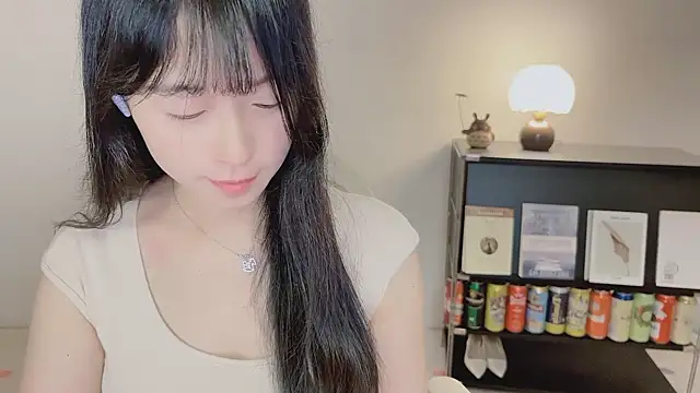 Onechestnut webcam