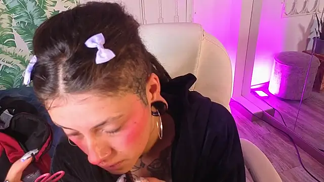 _sharlotte777 webcam
