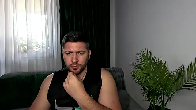 Gold_Alpha_Boy webcam