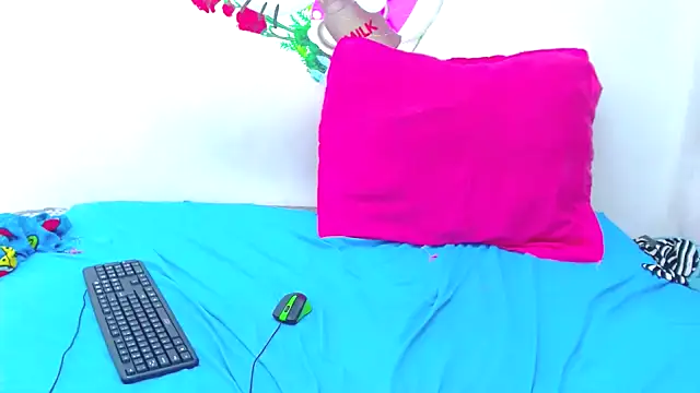 xblackskinny22 webcam
