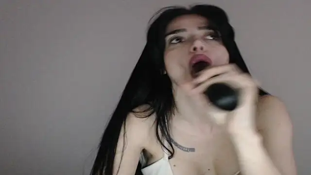 gglingeriee - Gglingeriee's free webcam - UK Sex Cams