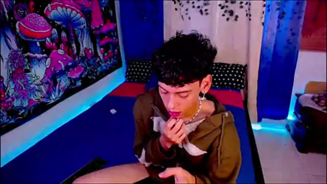 Thedoll_ethan7 webcam
