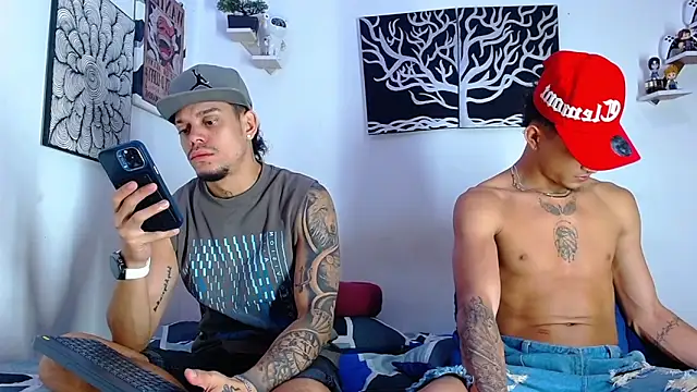 Friendsofeverything_ webcam