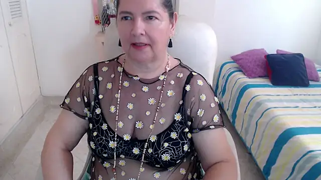 leonela_69 webcam