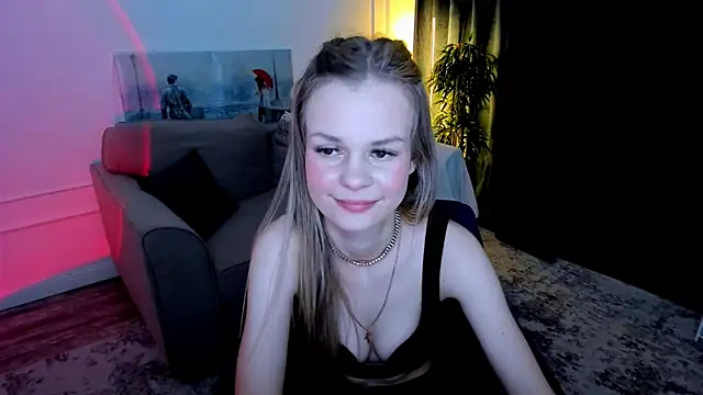 MidnighteAura webcam