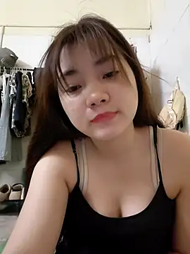 Pinks_cool webcam