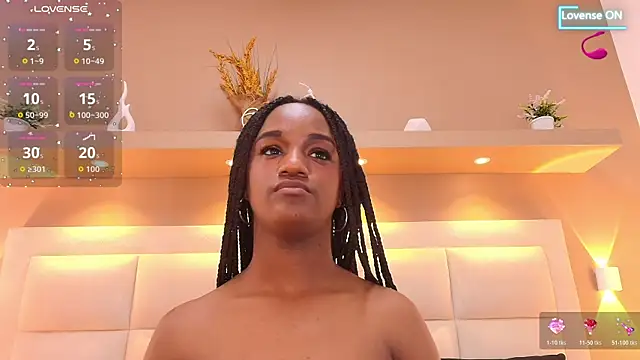 Chloebrunnie webcam