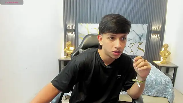 AdrianFranko webcam