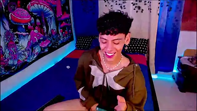Thedoll_ethan7 webcam