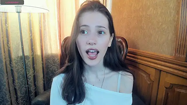 OdiIiaChavarria live sex cam