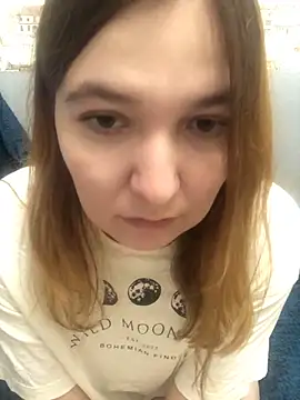 Velvet_Cry webcam