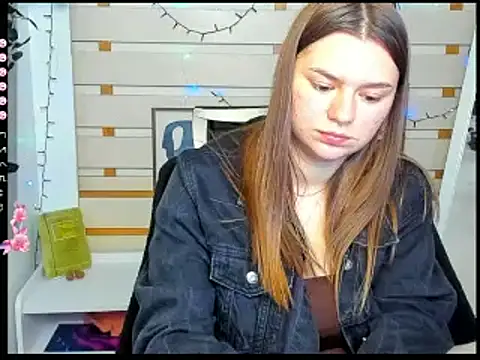 Josephine_Kiss webcam