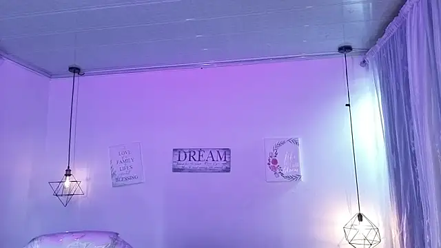NinaSakura_Eup webcam