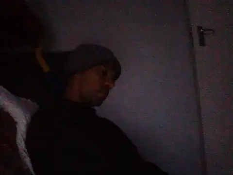 lavelle26 webcam