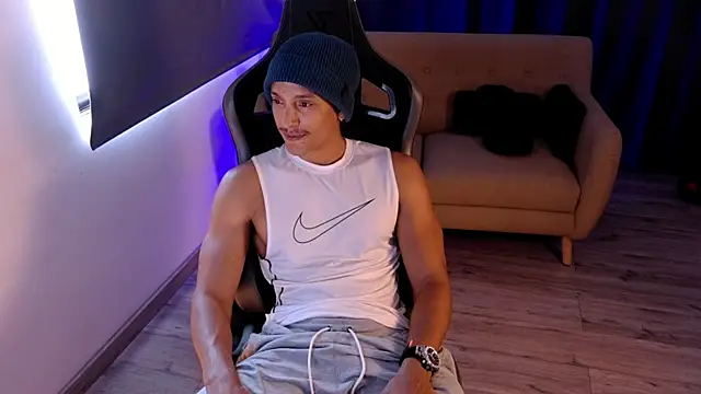 Liam_V webcam