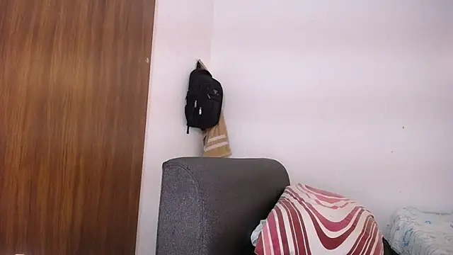 yselahot webcam