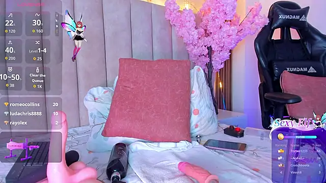 PixzyMartinez webcam