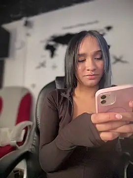Isabella-Teen webcam