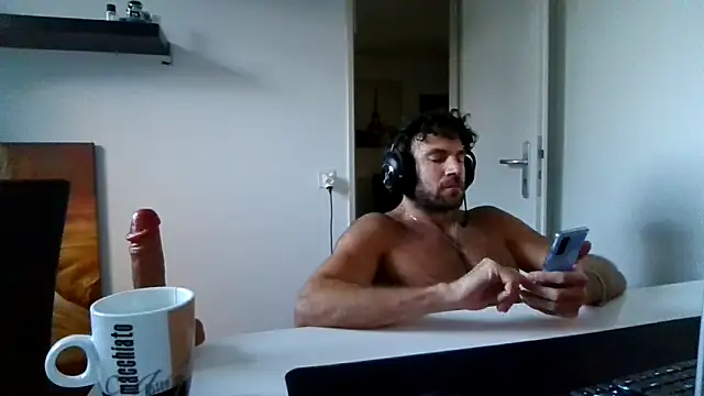 alpha-hunk webcam