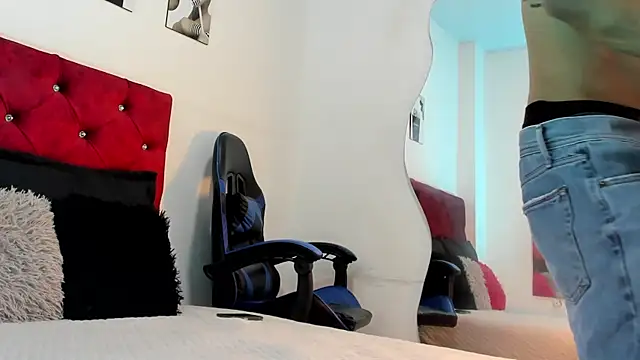 Liamsubtle01 webcam