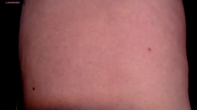 vip_sweetnes webcam