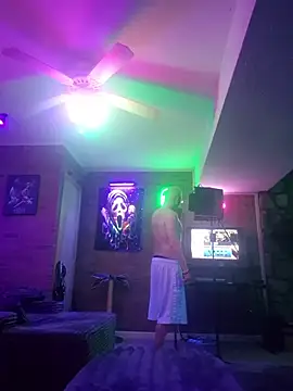 chronic_vibez webcam