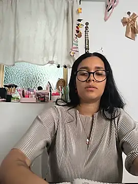 Annya-sweet webcam