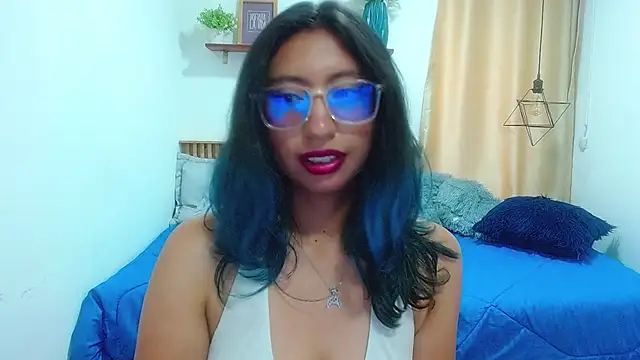 Violet_2003 webcam