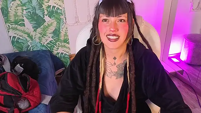 _sharlotte777 webcam