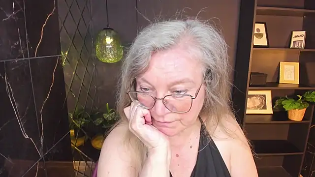 NataliMellow webcam