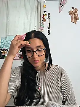 Annya-sweet webcam