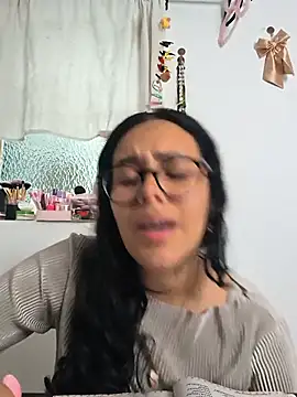Annya-sweet webcam