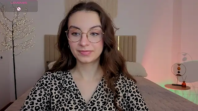 Real_cutie1 webcam