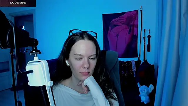 Goddess_of_Fertility webcam