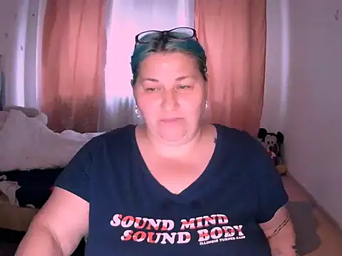 SweetBoobs2 webcam