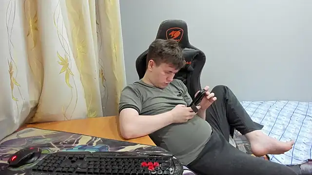 iliaskrislove webcam