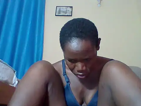 Blacksexyqueen24 webcam