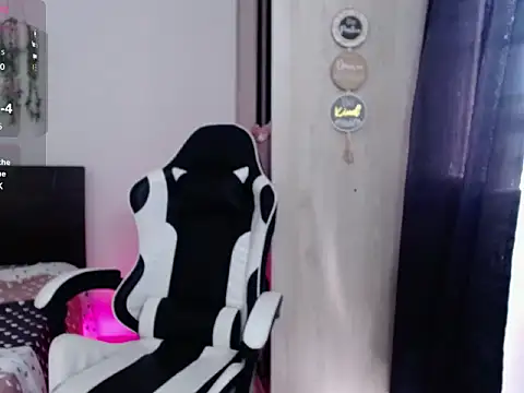 sherryblossom__ webcam