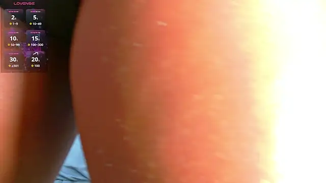 hornyhousekeeper_ webcam