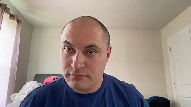 SluggishChase99 webcam