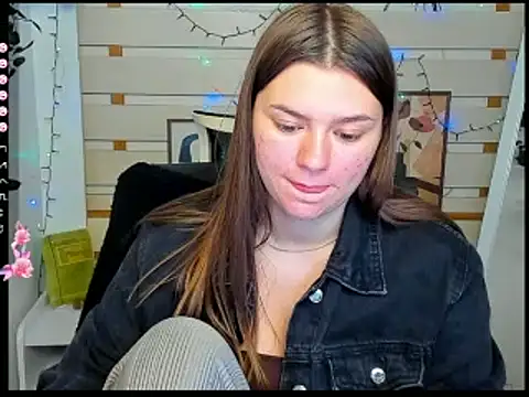 Josephine_Kiss webcam