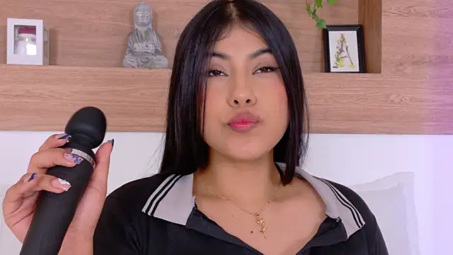 VioletBloomm live sex cam