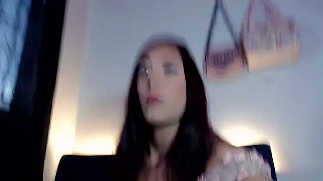 Megan_Gil_ webcam