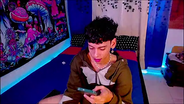 Thedoll_ethan7 webcam