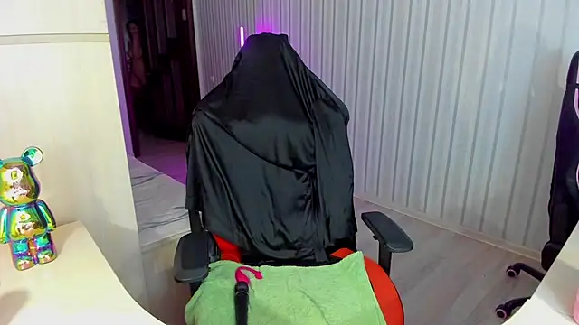 ErikaYoungs webcam