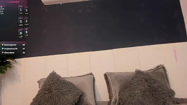 gaby_flow - Gaby_flow's free webcam - UK Sex Cams
