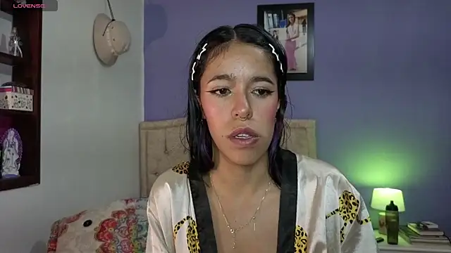 stephania_t webcam