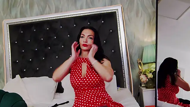GraceMontclaire webcam